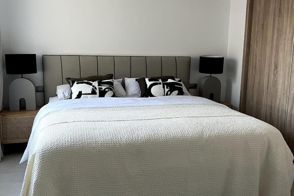 Luxury Penthouse With Sea View In La Cala Golf Resort ลากาลาเดมิฮาส ภายนอก รูปภาพ