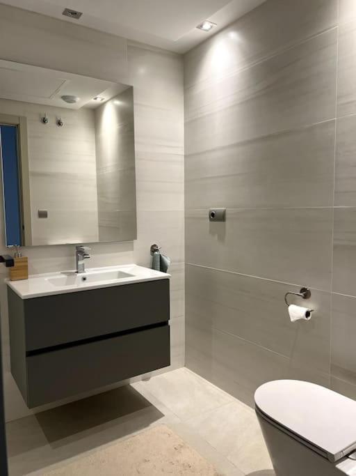 Luxury Penthouse With Sea View In La Cala Golf Resort ลากาลาเดมิฮาส ภายนอก รูปภาพ